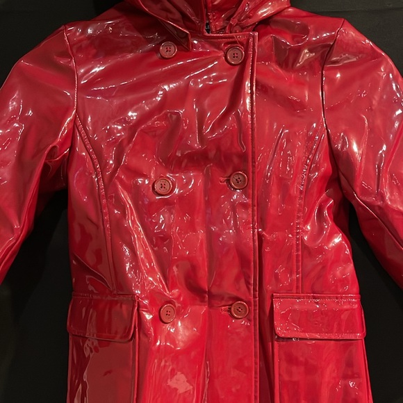 3/$20 The Children's Place Girls Red Raincoat Size S (5/6) - Picture 2 of 11